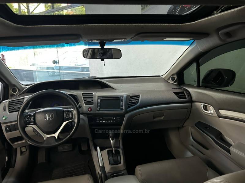 HONDA - CIVIC - 2013/2014 - Cinza - R$ 77.900,00