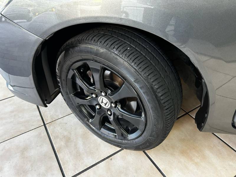 HONDA - CIVIC - 2013/2014 - Cinza - R$ 77.900,00