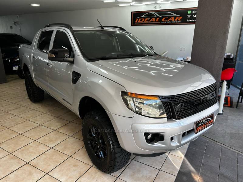 FORD - RANGER - 2013/2013 - Prata - R$ 109.900,00