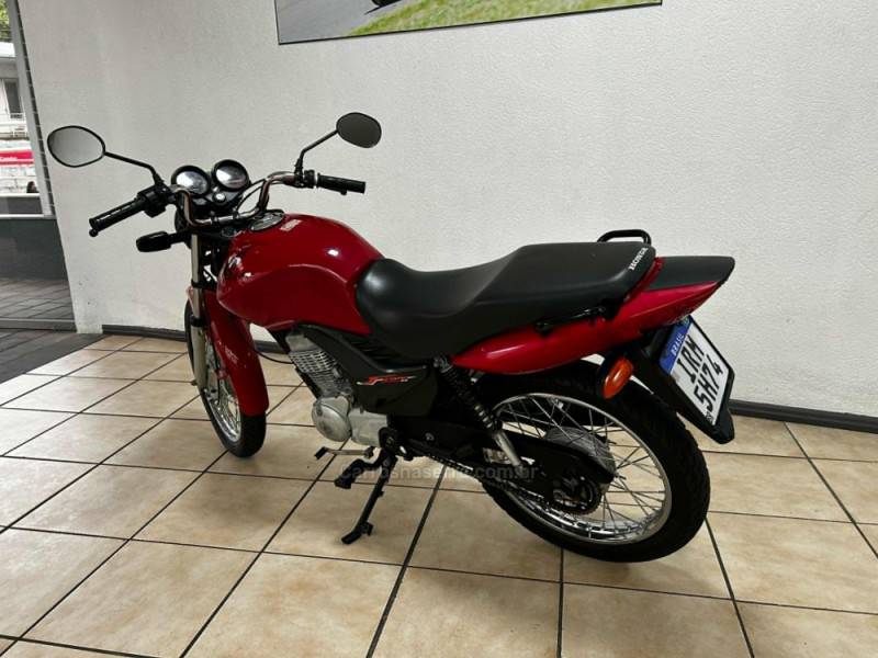 HONDA - CG 125I - 2011/2011 - Vermelha - R$ 8.900,00