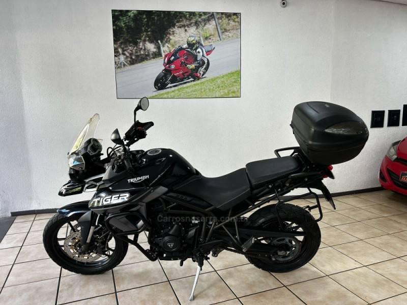TRIUMPH - TIGER 800 - 2015/2016 - Preta - R$ 45.800,00