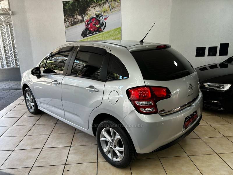 CITROËN - C3 - 2013/2014 - Prata - R$ 41.500,00