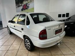 CHEVROLET - CLASSIC - 2005/2005 - Branca - R$ 18.900,00