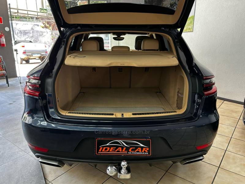 PORSCHE - MACAN - 2015/2015 - Azul - R$ 244.900,00