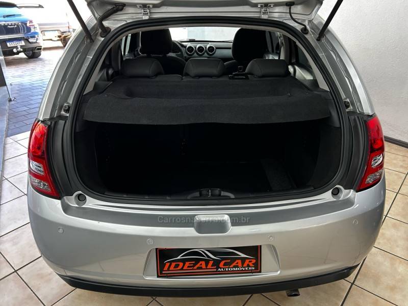 CITROËN - C3 - 2013/2014 - Prata - R$ 41.500,00