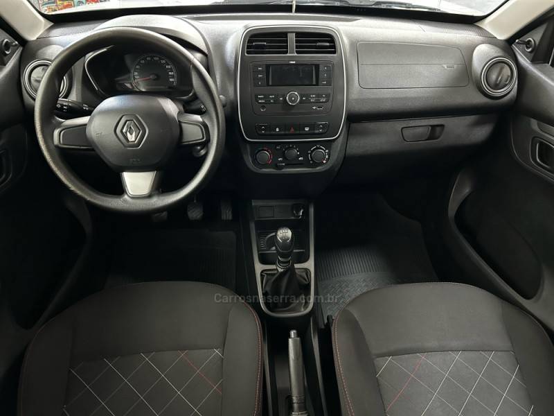 RENAULT - KWID - 2021/2022 - Branca - R$ 47.900,00