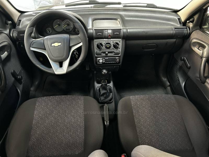 CHEVROLET - CLASSIC - 2005/2005 - Branca - R$ 18.900,00