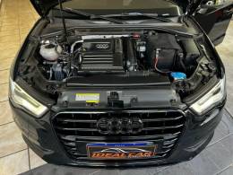 AUDI - A3 - 2013/2014 - Preta - R$ 89.900,00