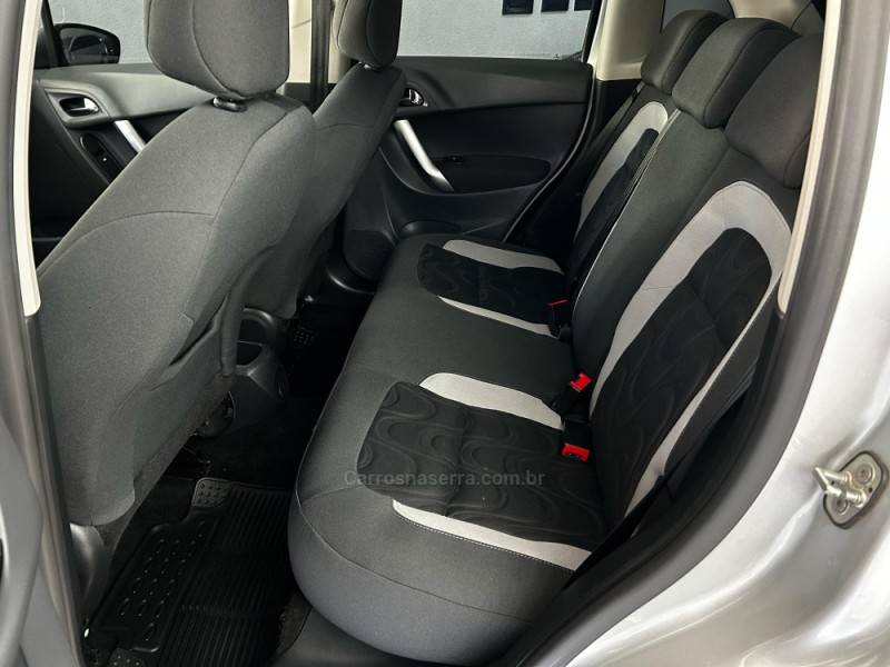 CITROËN - C3 - 2013/2014 - Prata - R$ 41.500,00