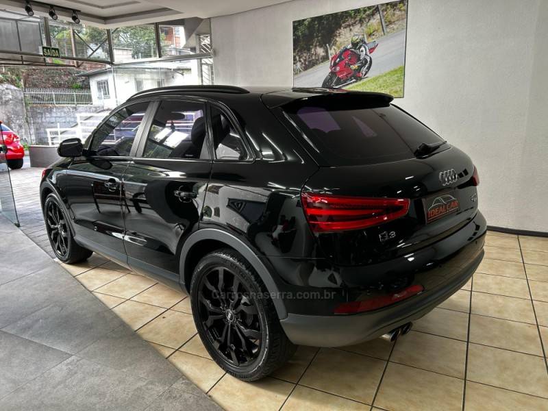 AUDI - Q3 - 2013/2013 - Preta - R$ 83.900,00