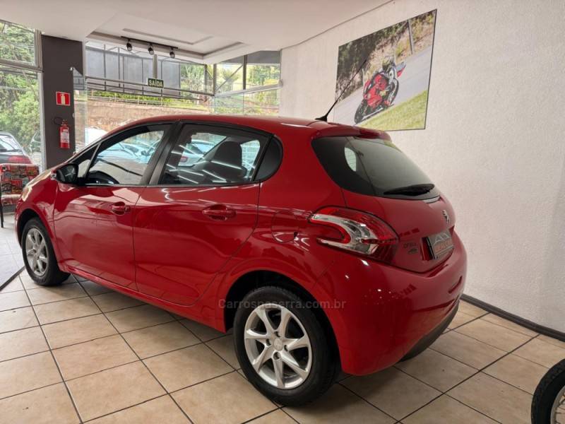 PEUGEOT - 208 - 2015/2015 - Vermelha - R$ 39.900,00