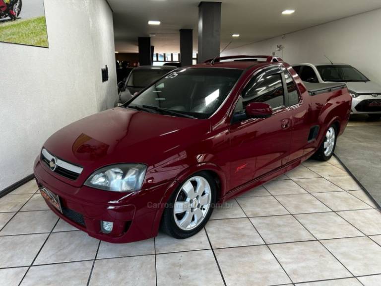 CHEVROLET - MONTANA - 2004/2005 - Vermelha - R$ 34.900,00
