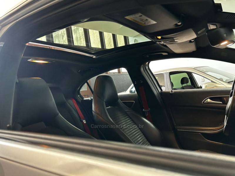 MERCEDES-BENZ - A 250 - 2015/2015 - Cinza - R$ 105.900,00