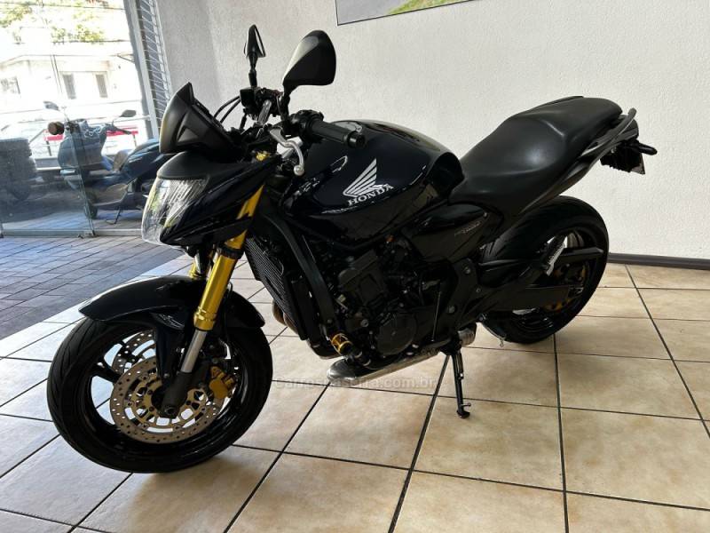 HONDA - CB 600F - 2010/2011 - Azul - R$ 38.900,00
