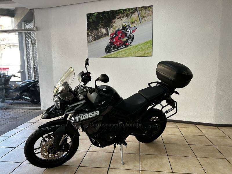 TRIUMPH - TIGER 800 - 2015/2016 - Preta - R$ 45.800,00