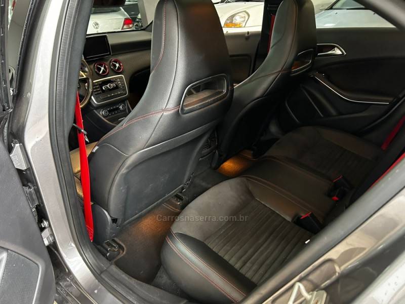 MERCEDES-BENZ - A 250 - 2015/2015 - Cinza - R$ 105.900,00
