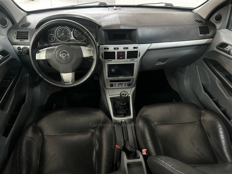 CHEVROLET - VECTRA - 2006/2006 - Prata - R$ 30.900,00