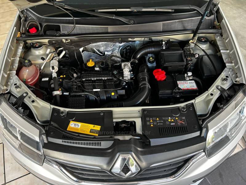 RENAULT - SANDERO - 2020/2020 - Prata - R$ 48.900,00