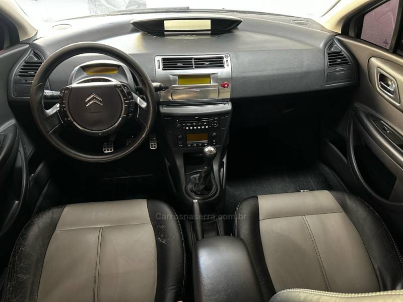 CITROËN - C4 - 2012/2012 - Prata - R$ 28.900,00