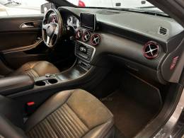 MERCEDES-BENZ - A 250 - 2015/2015 - Cinza - R$ 105.900,00
